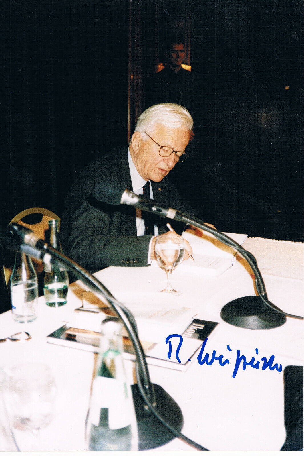 Germany Richard von Weizs?cker 1920-2015 autograph signed Photo Poster painting 8x12