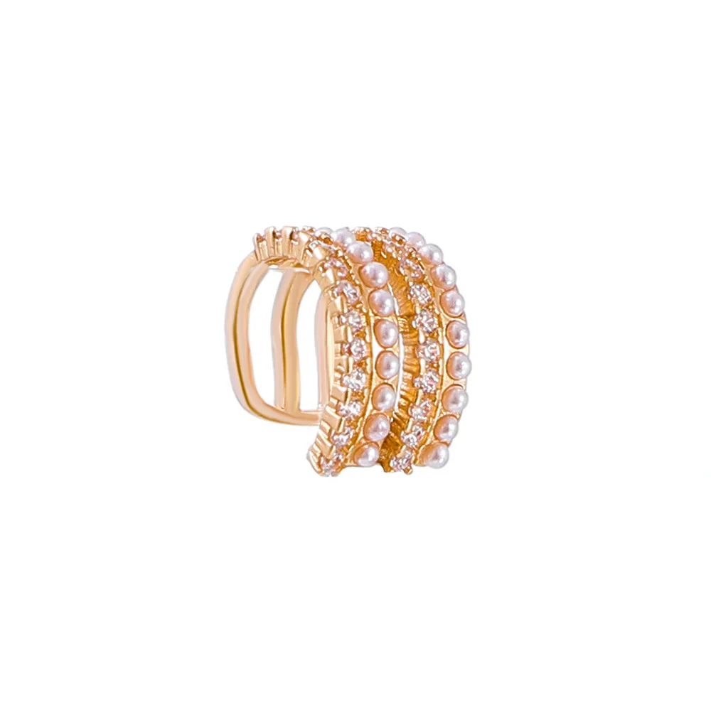Zirconia Pearl C-shaped Earrings