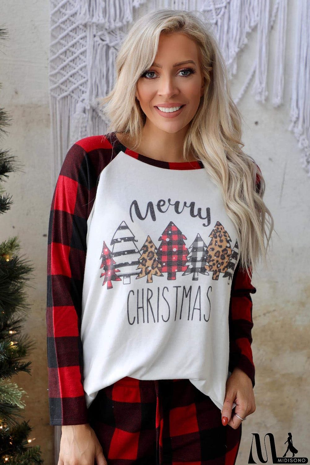 MidiSono - Plaid Merry Christmas Graphic Loungewear Set