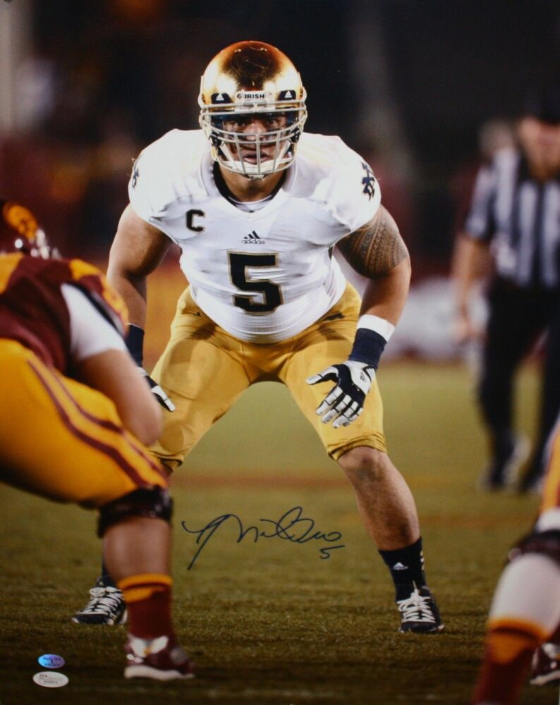 Manti Te'o Autographed 16x20 Vertical Front View Photo Poster painting- JSA Authenticated