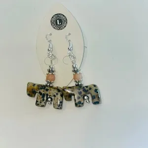 pornhint Pornhint Zuni fetish Carved Animal Fetish Dangle Earrings in Dalmatian Jasper with Agate bead