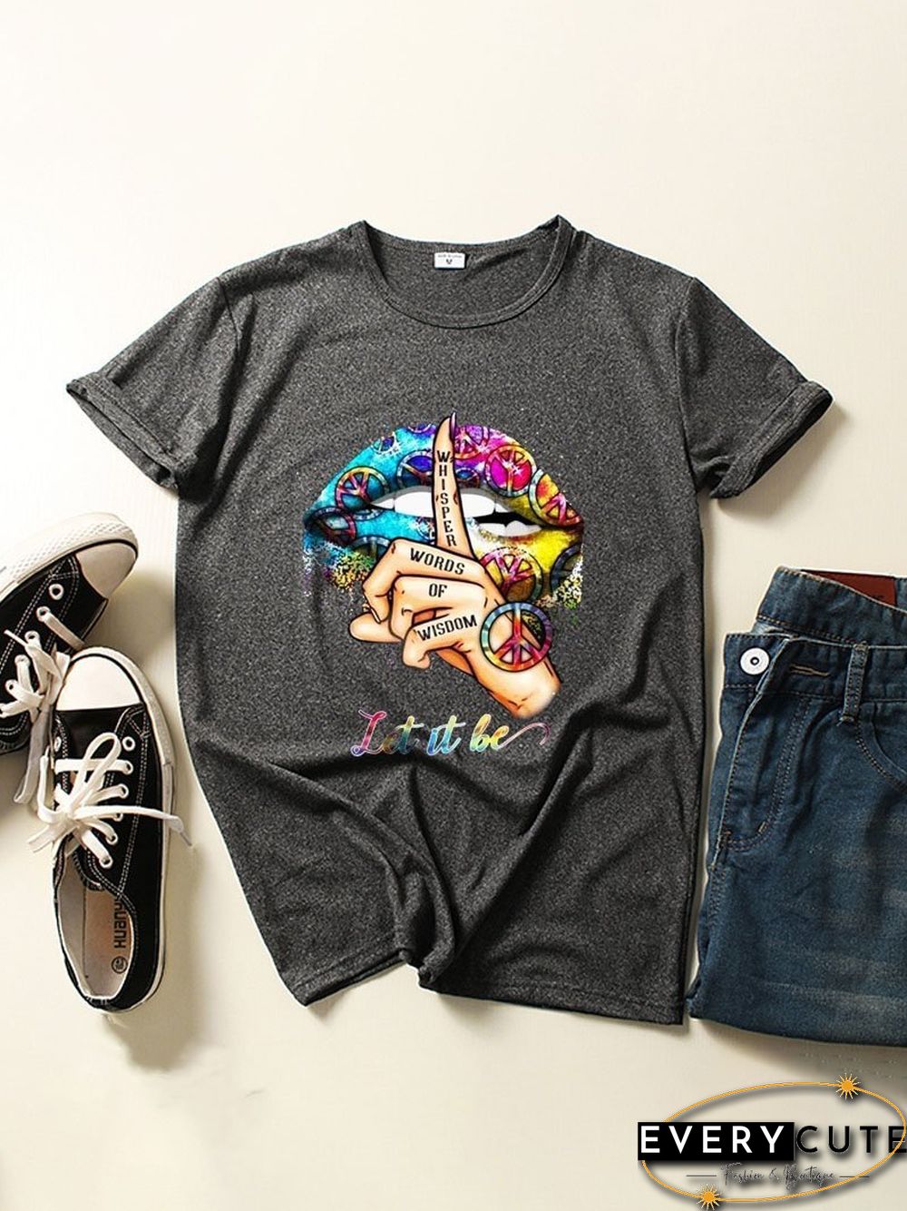 Shut Up Gesture Lips Print Round Neck Short Sleeve T-Shirt