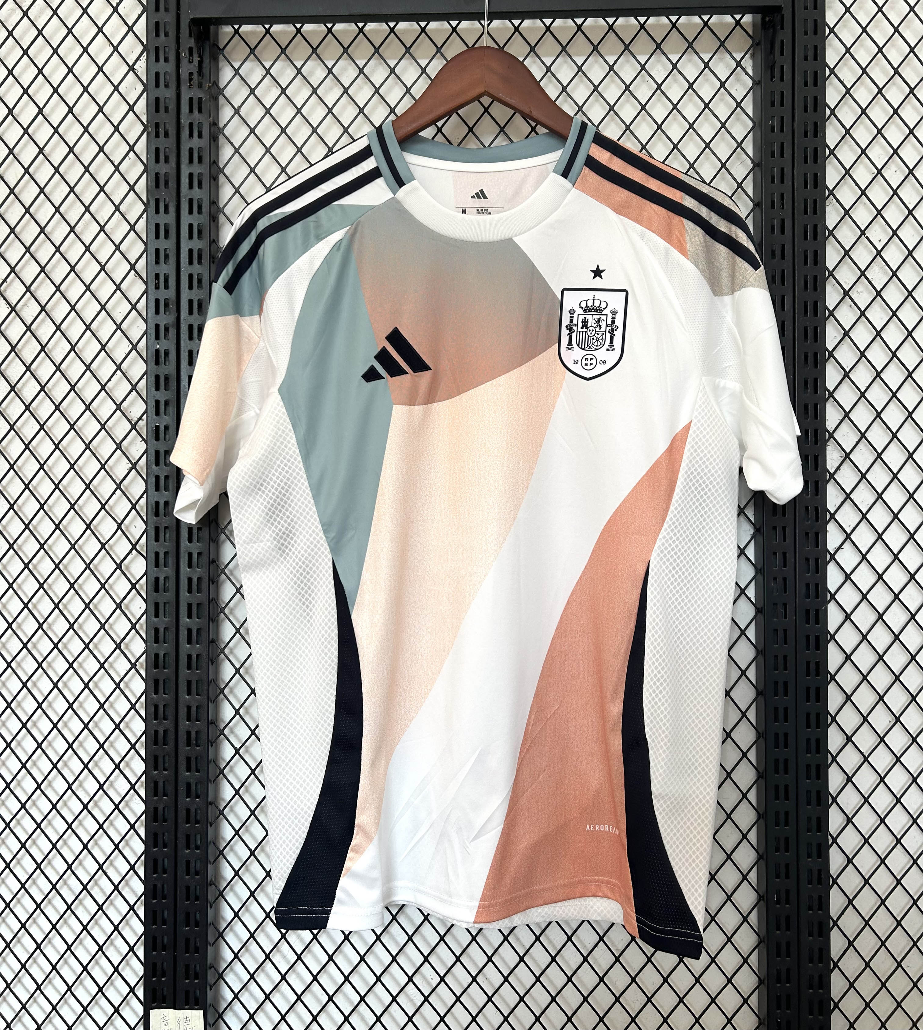 2025-2026 Spain Away Football Shirt 1:1 Thai Quality- Maxi Kit