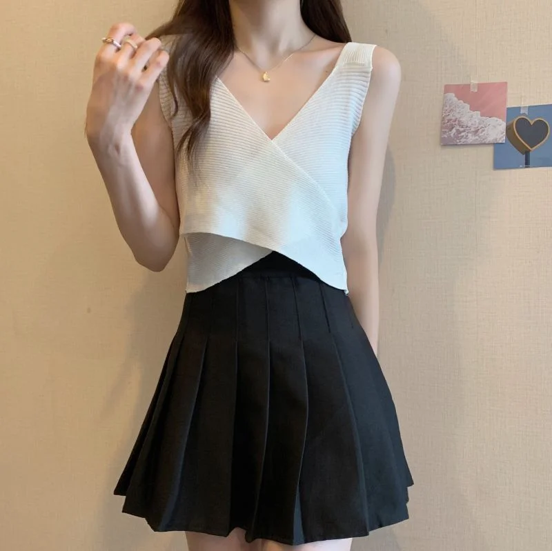 Uveng Uveng Color Cross Waistcoat Women Wearing Summer Slings New Deep V Bosom Sexy Hottie Sleeveless Top In Style