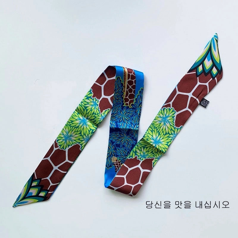 Women’s Minimalist Classic Style Color Block Satin Printing Silk Scarf