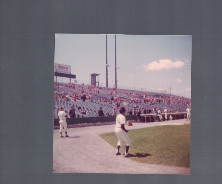 Pepe Frias Montreal Expos Original Photo Poster painting Jarry Park 1970's