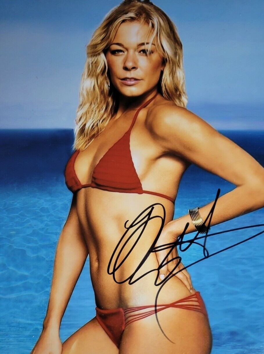 LeAnn Rimes Authentic Autographed 8x10 Photo Poster painting w/ COA