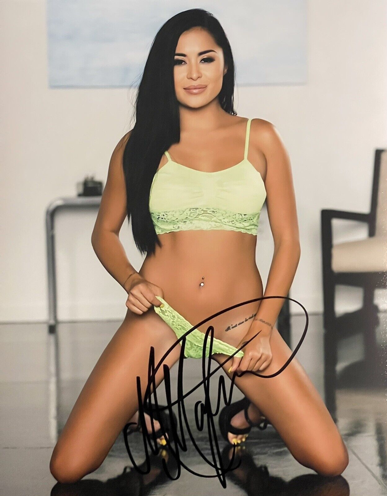 Michelle Maylene Signed Autographed Film Star Model 8x10 Photo Poster painting Beautiful Coa