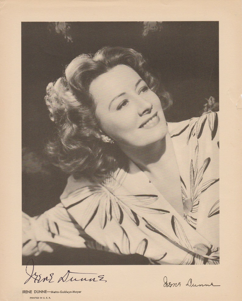 Irene Dunne (d. 1990) Signed Autographed Vintage 8x10 Photo Poster painting - COA Matching Holograms