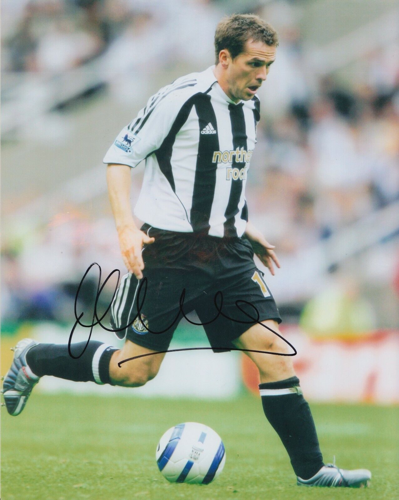 Michael Owen Hand Signed 10x8 Photo Poster painting - Newcastle United Autograph.