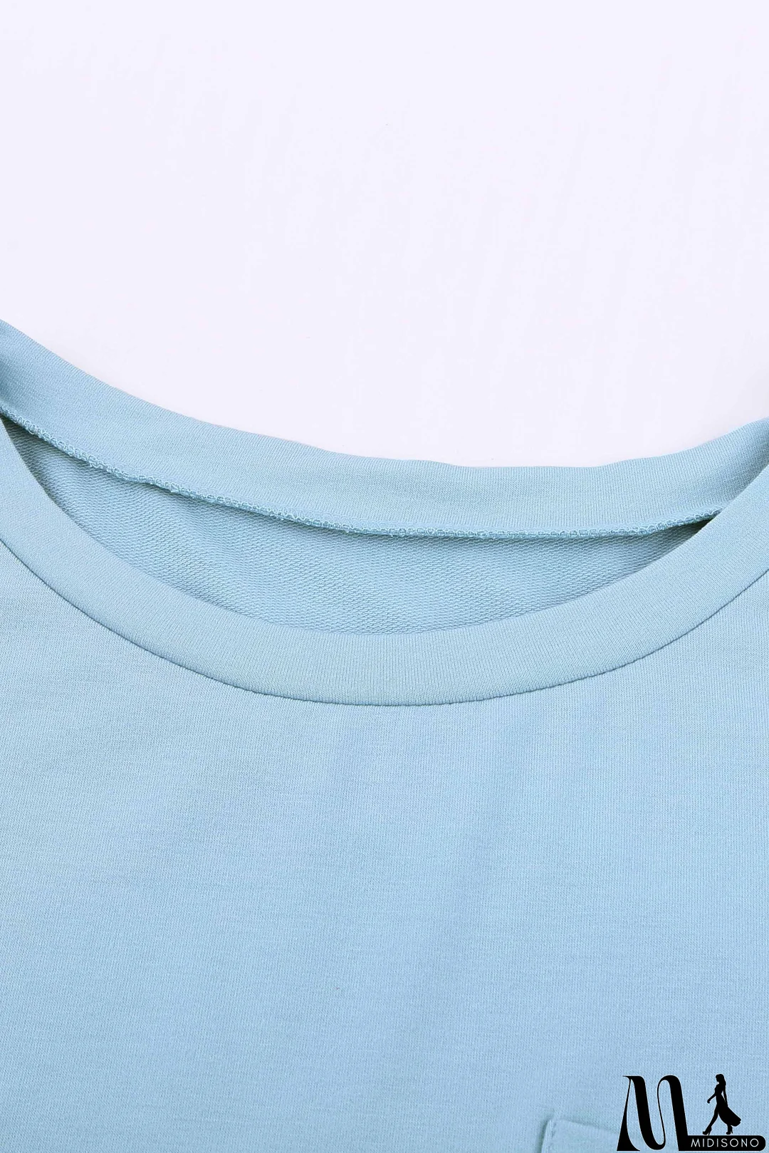 MidiSono - Pocketed Tee with Side Slits