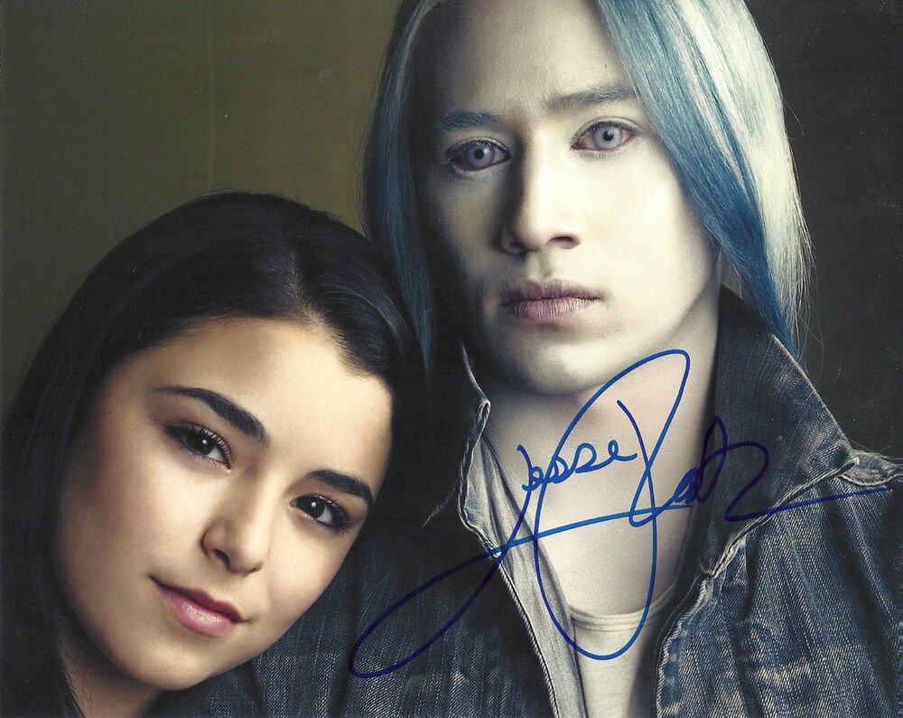 JESSE RATH 'DEFIANCE' ALAK TARR SIGNED 8X10 PICTURE *COA 3