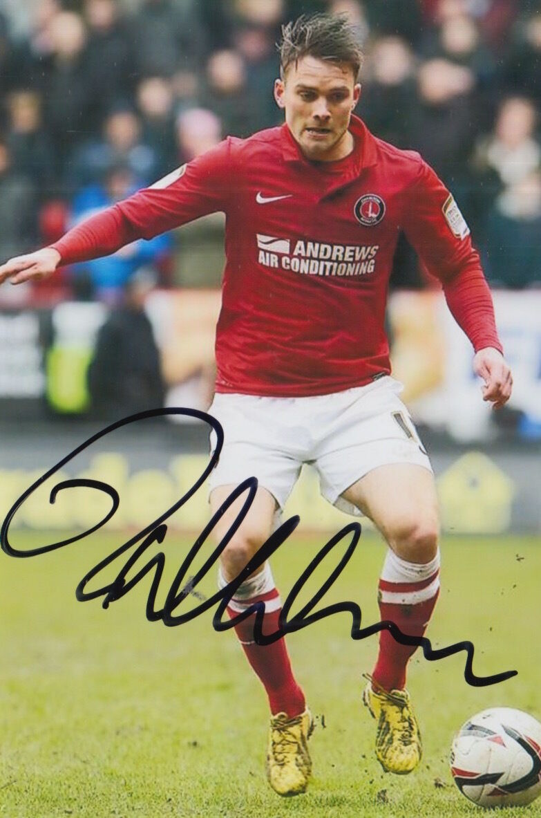 CHARLTON ATHLETIC HAND SIGNED RHOYS WIGGINS 6X4 Photo Poster painting 6.