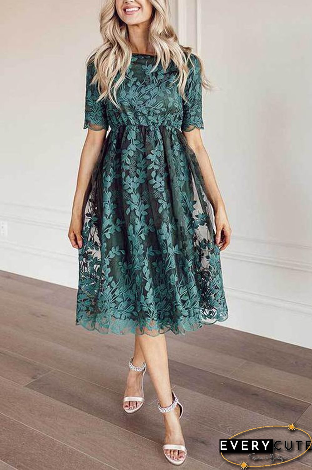 Embroidery Short Sleeve O Neck Dress