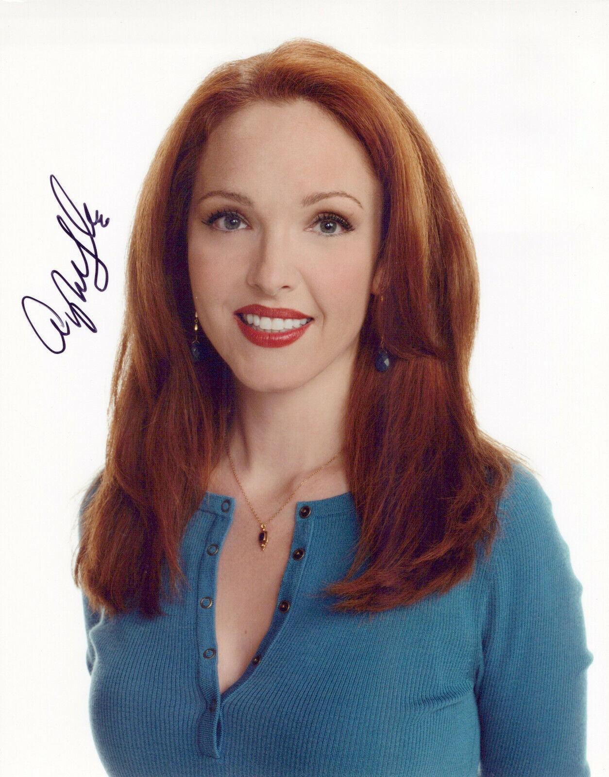 Amy Yasbeck glamour shot autographed Photo Poster painting signed 8x10 #2 damaged rt corner