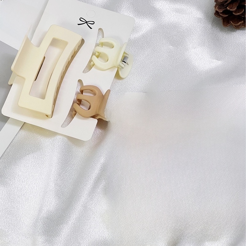 Women’s Basic Minimalist Solid Color Plastic Hair Claws