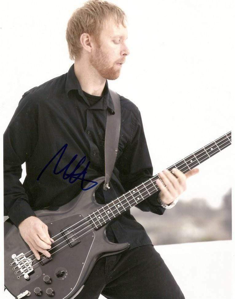 Nate Mendel FOO FIGHTERS autograph, In-Person signed Photo Poster painting