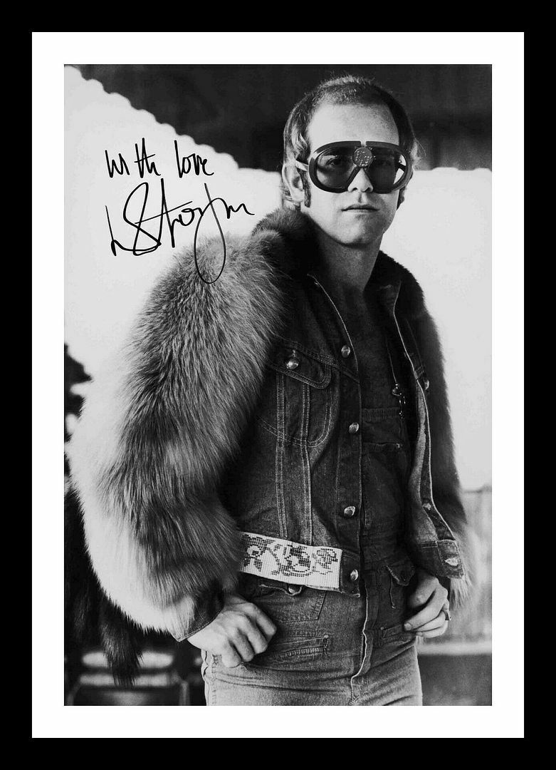 Elton John Autograph Signed & Framed Photo Poster painting 1