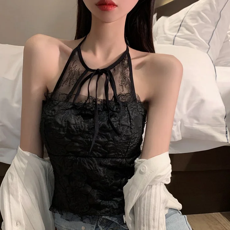 セクシー レース パッドあり 着瘦せ fashion カジュアルコーデ ファッション コーディネート 今日のコーデ 着回しコーデ 春コーデ 春服 ファッション ベスト