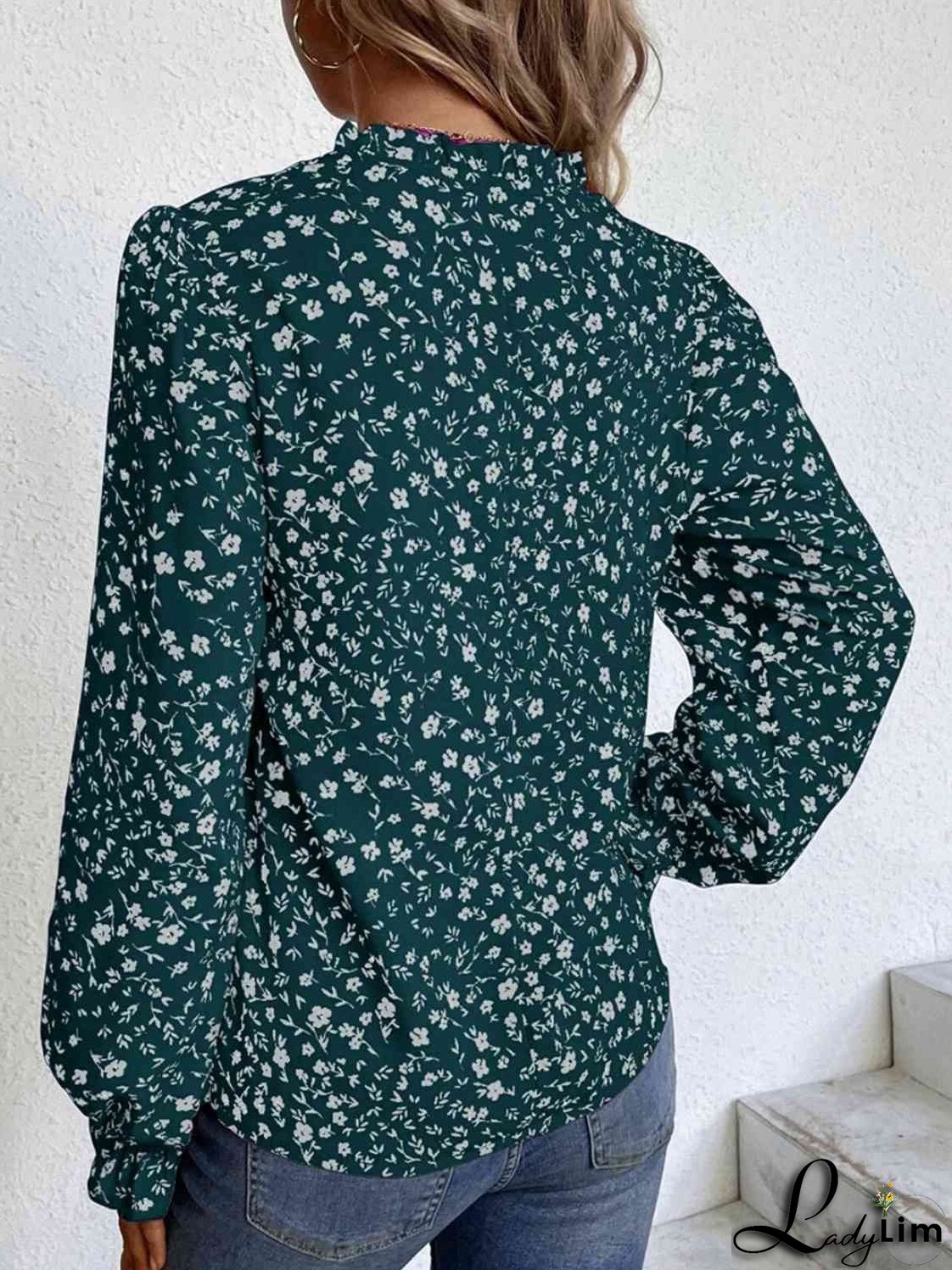 Classic and Comfortable Blouse