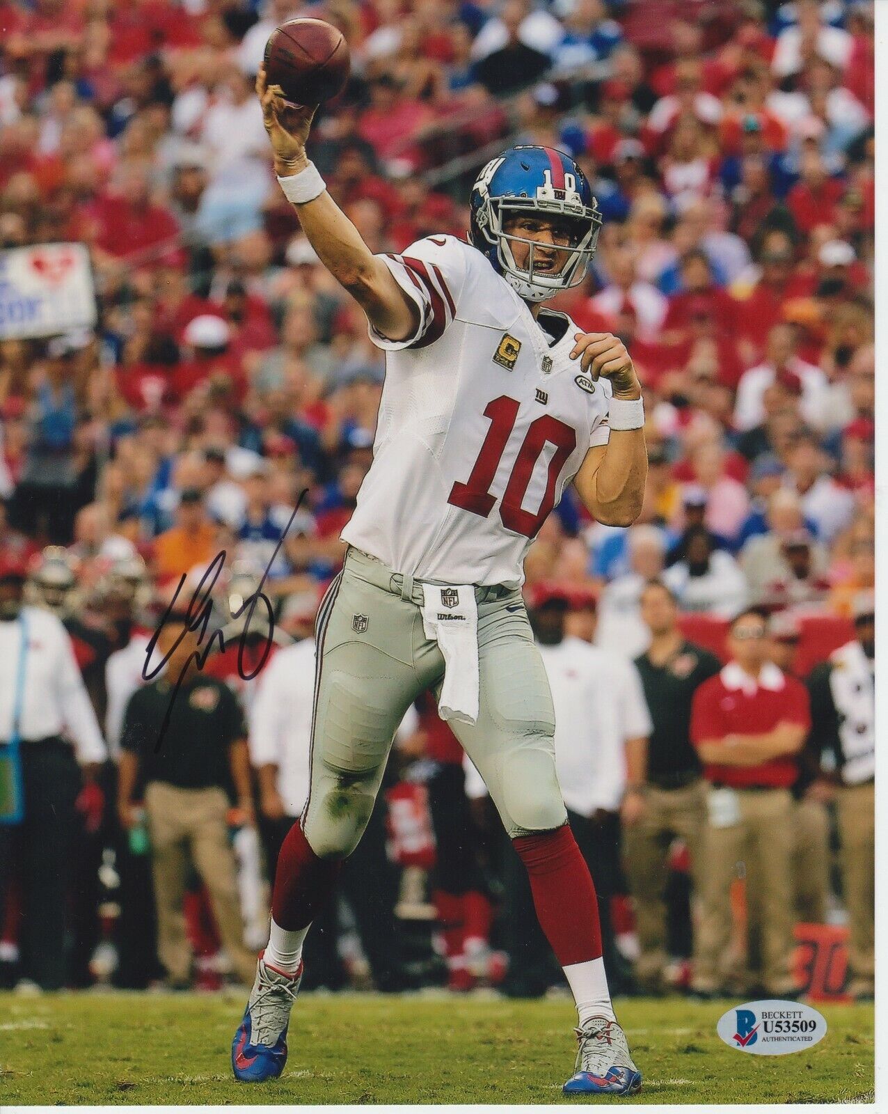 Eli Manning Signed 8X10 New York Giants Photo Poster painting #2 BECKETT CERTIFIED