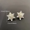 Boucles d'oreilles fleur en cristal