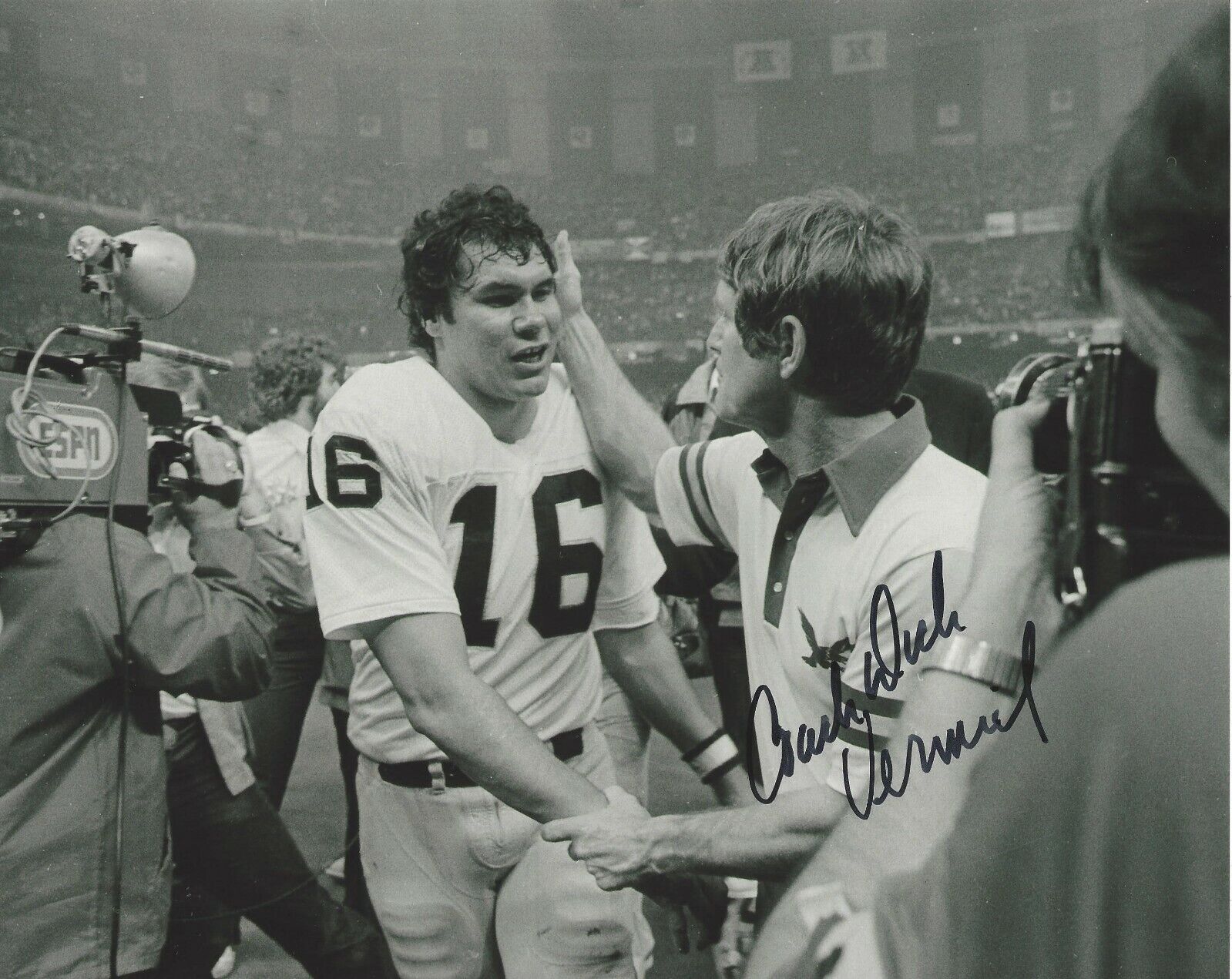 COACH DICK VERMEIL - PHILADELPHIA EAGLES - SIGNED 8x10 Photo Poster painting C w/COA NFL LEGEND