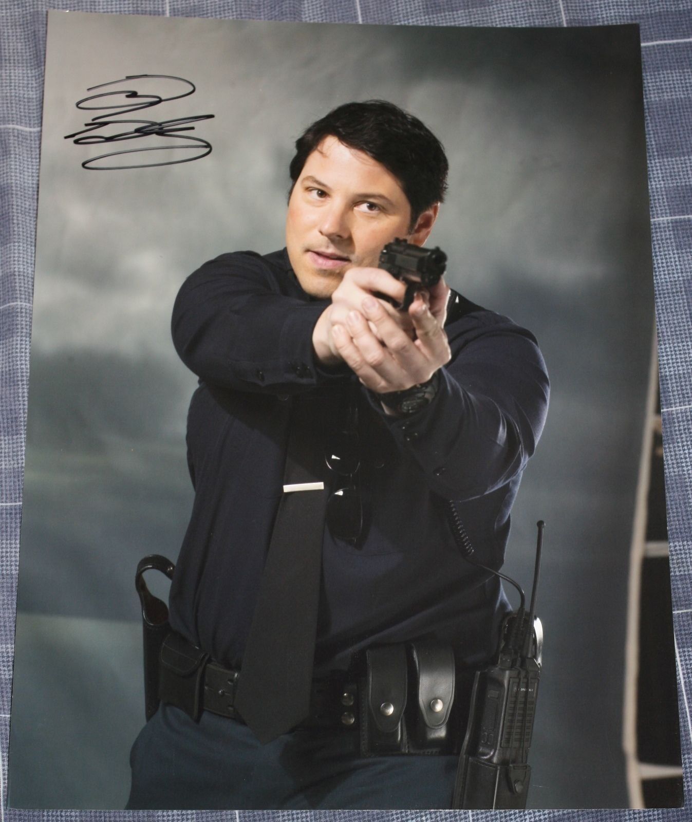 Greg Grunberg Autograph HEROES Signed 16x12 Photo Poster painting AFTAL [9415]