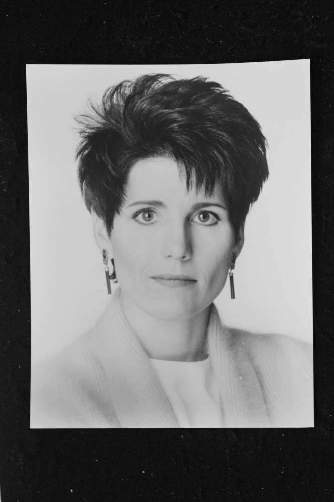 Lucie Arnaz - 8x10 Headshot Photo Poster painting - Here's Lucy