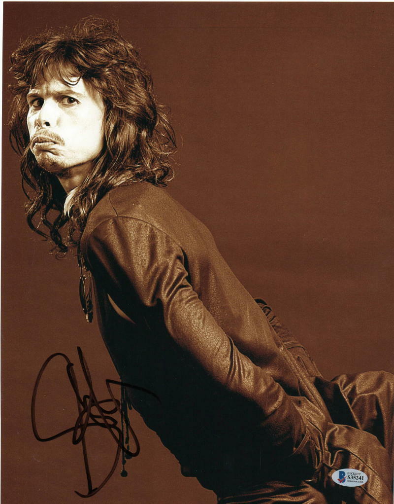 STEVEN TYLER SIGNED AUTOGRAPH 11x14 Photo Poster painting - AEROSMITH LEGEND, JOE PERRY STUD LIV