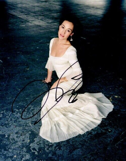 Maggie Q Signed - Autographed Nikita - Insurgent - Divergent Actress 8x10 Photo Poster painting