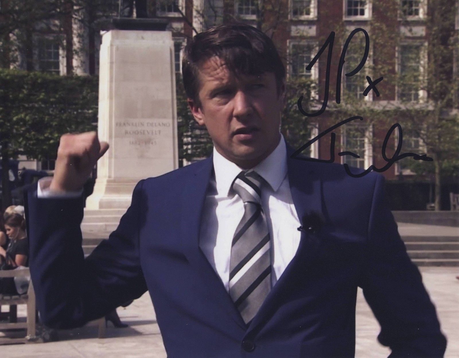 Tom Walker AKA Jonathan Pie Autograph Signed 8x10 Photo Poster painting AFTAL [5944]