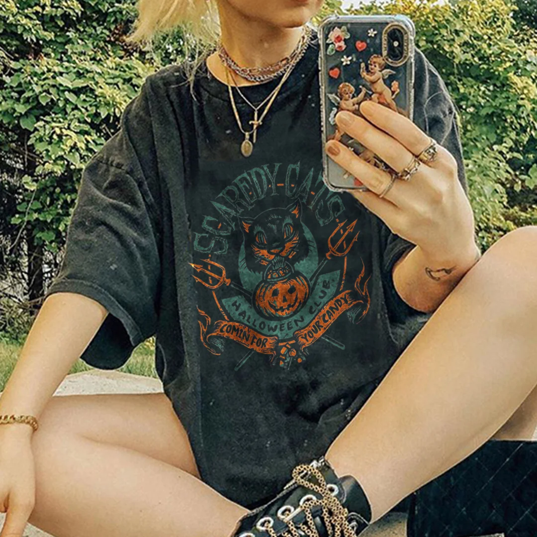   Scaredy Cats Halloween Club Print Women's Casual Loose T-shirt - Neojana