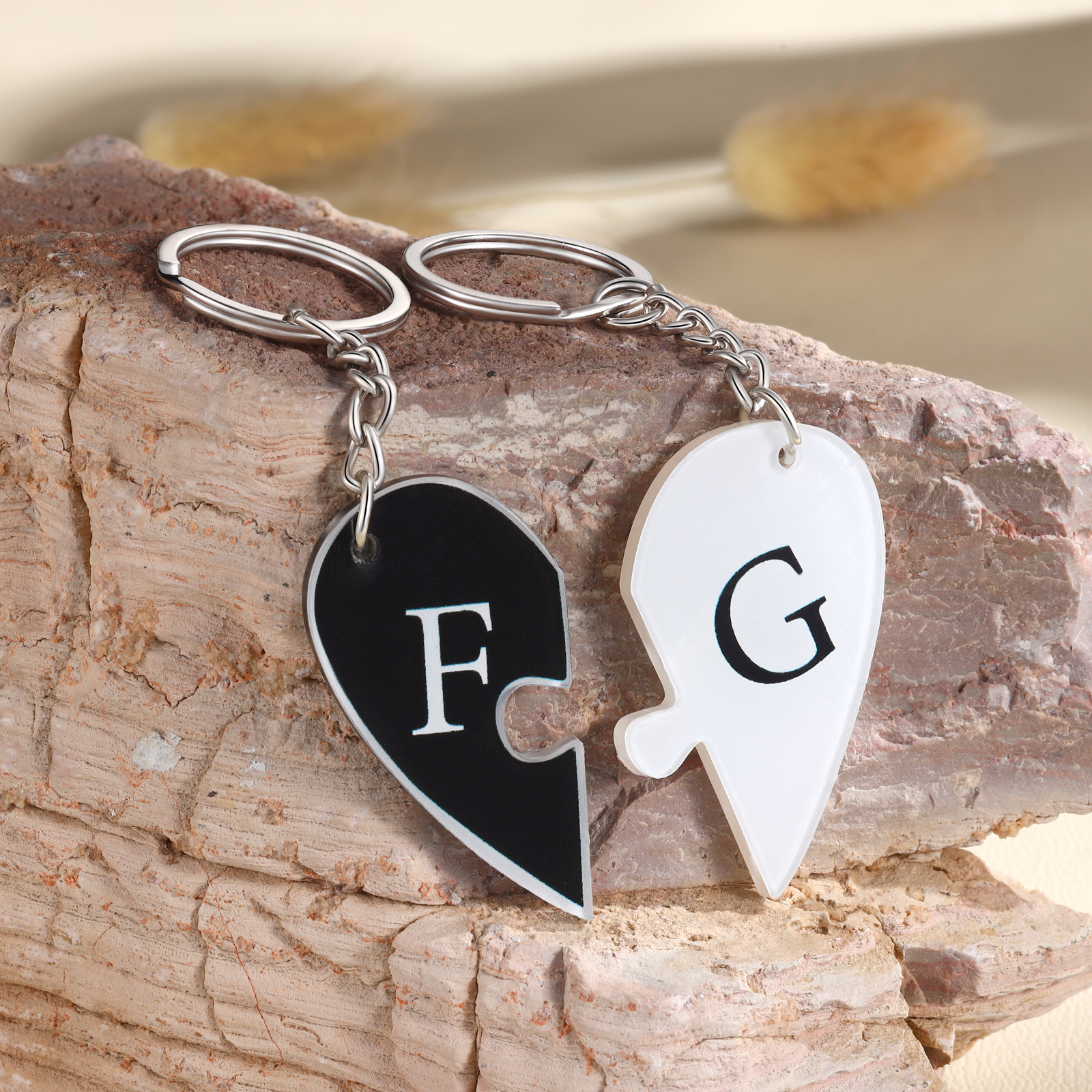 2 PCS Couple Keychain Set Custom 2 Letters Keyring Heart Matching Couple Gifts Valentine's Day Personalised  Gift for Him/Her-Jessemade AU