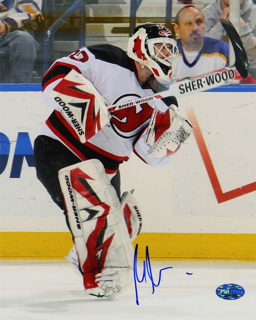 Martin Brodeur SIGNED 8x10 Photo Poster painting New Jersey Devils PSA/DNA AUTOGRAPHED