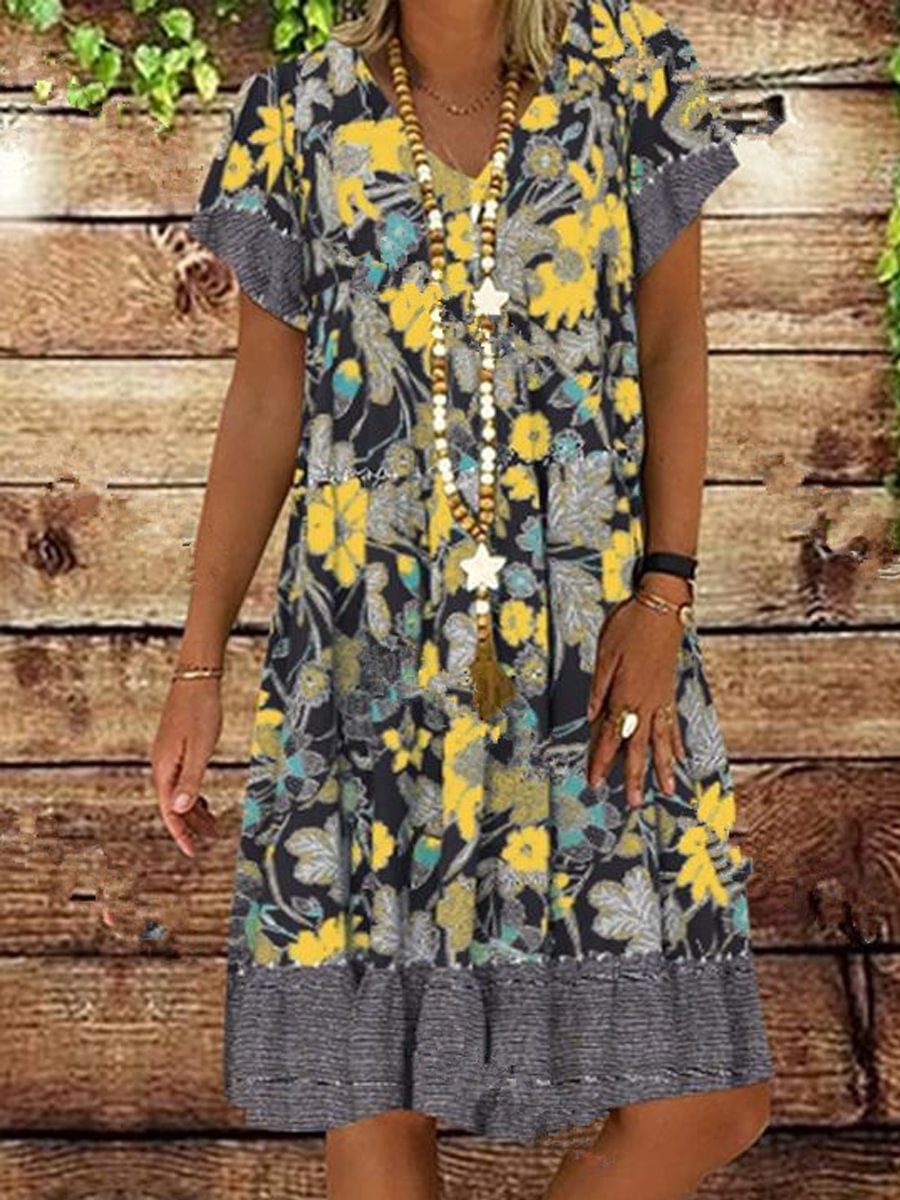 Plus Size  V Neck  Floral Print Mini Dress