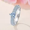 Bague taille coeur en zircon &eacute;tincelant
