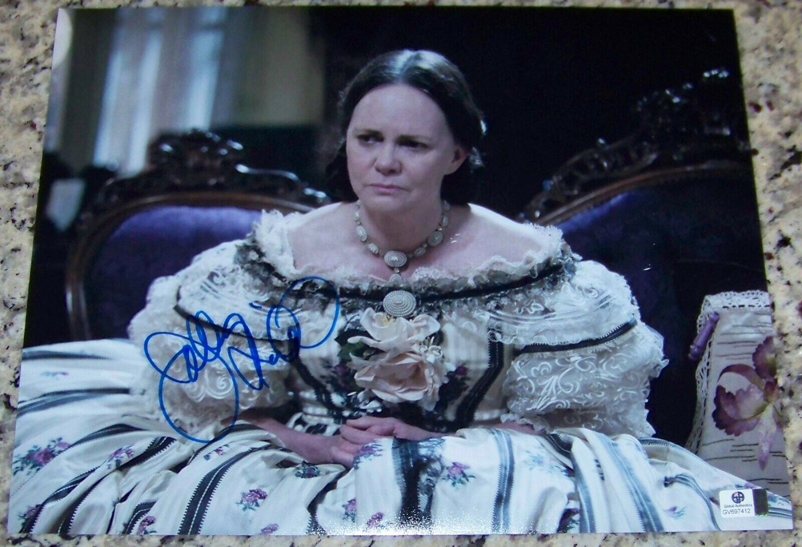 CLEARANCE SALE! Sally Field Signed Autographed 11x14 Photo Poster painting GV GA GAI Hologram!