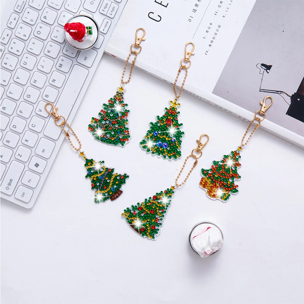 5pcs Diamonds Painting Keychain Christmas Tree Crafts DIY Key Ring Decor(Double Side)