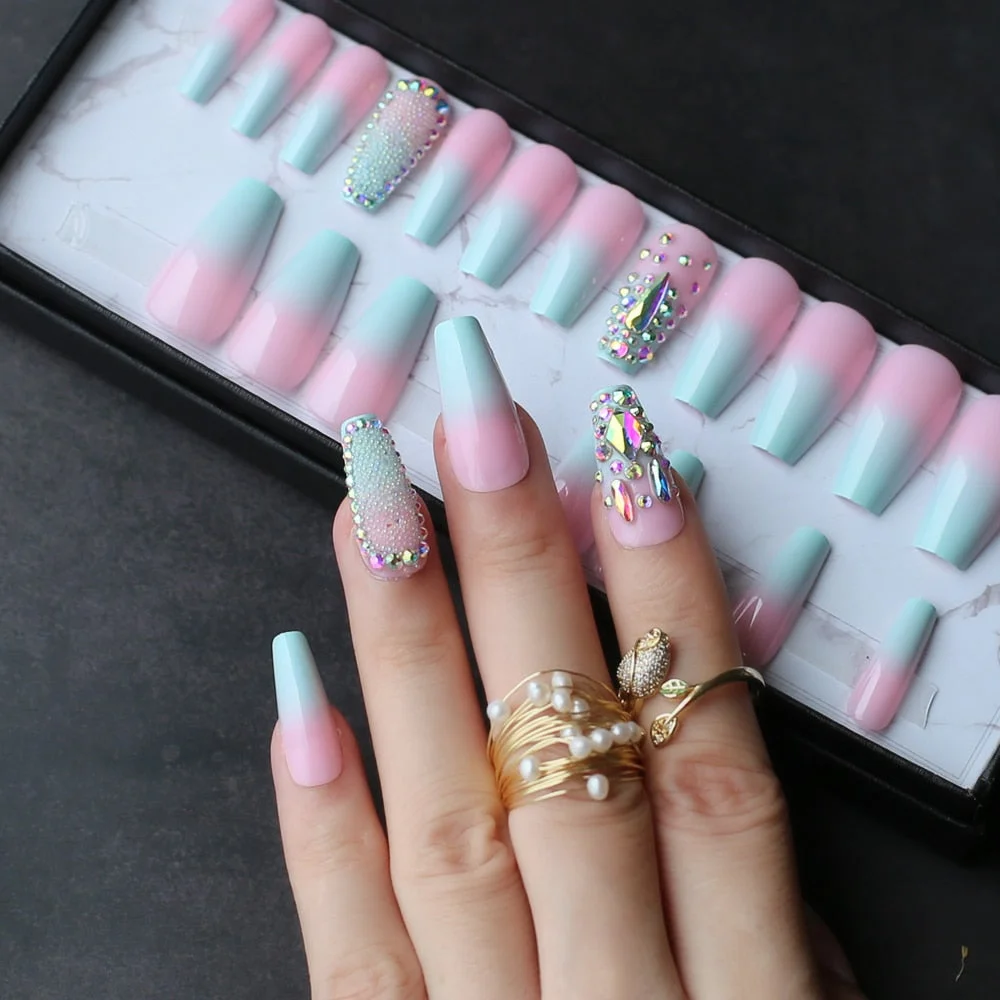 24pcs Box gift ombre blue pink false nails Crystal design luxurious fake nails Bead design caviar Shaped drill-Nail Inspo