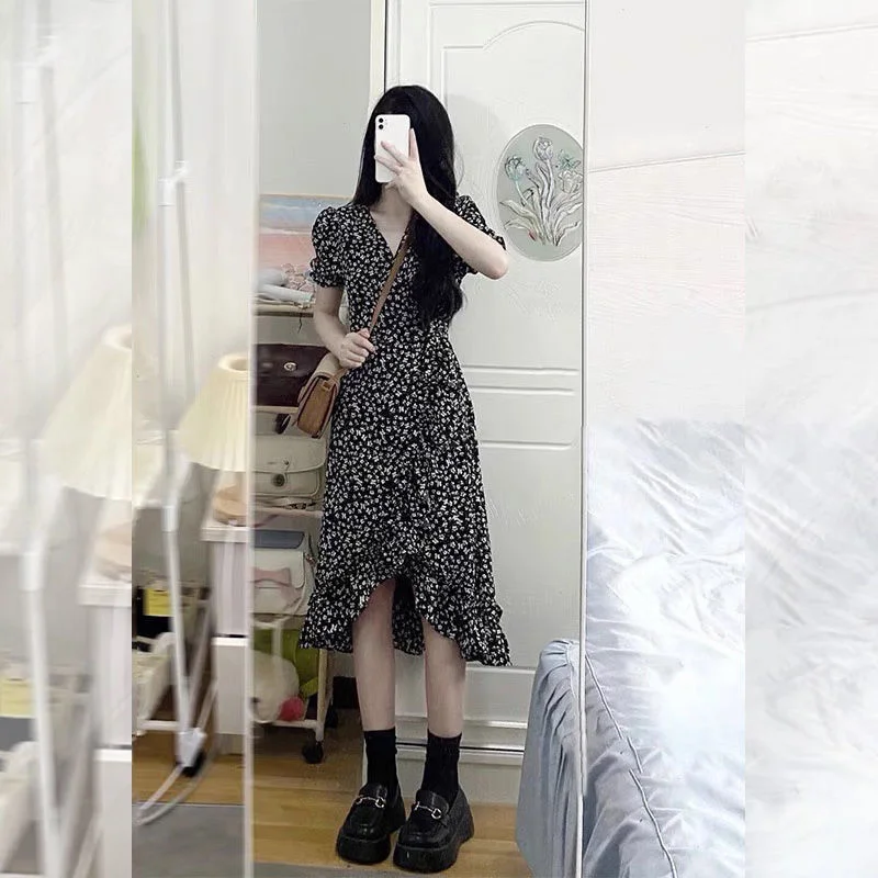 Woherb Woherb Break French Black Floral Dress Female Summer 2024 New Small Feeling Chiffon Temperament Dress-Outfit Ideas