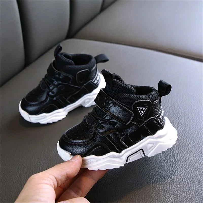 AOGT 2021 Autumn Baby Girl Boy Toddler Shoes Infant Casual Walkers Shoes Soft Bottom Comfortable Kid Sneakers Black White