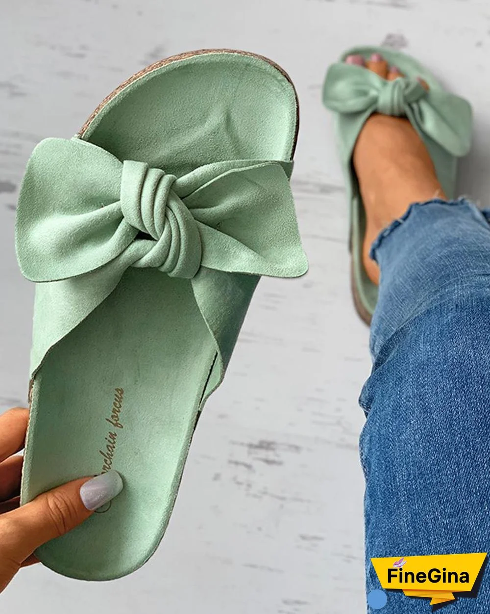 Bowknot Decor Open Toe Flat Sandals