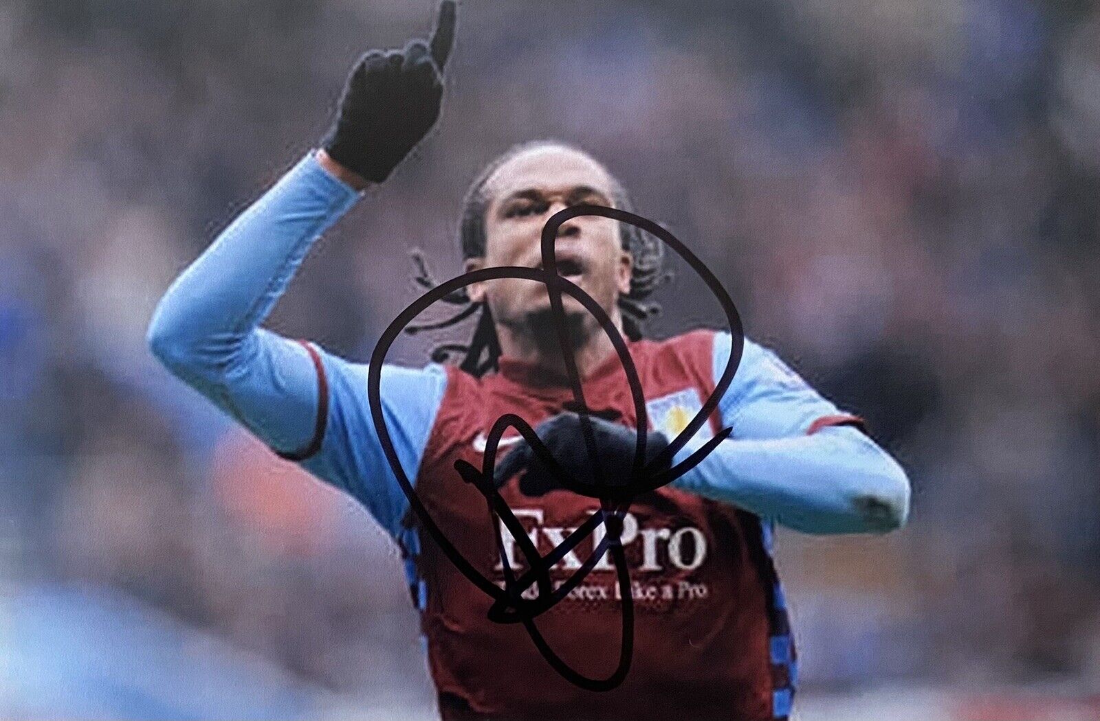 Nathan Delfouneso Genuine Hand Signed Aston Villa 6X4 Photo Poster painting