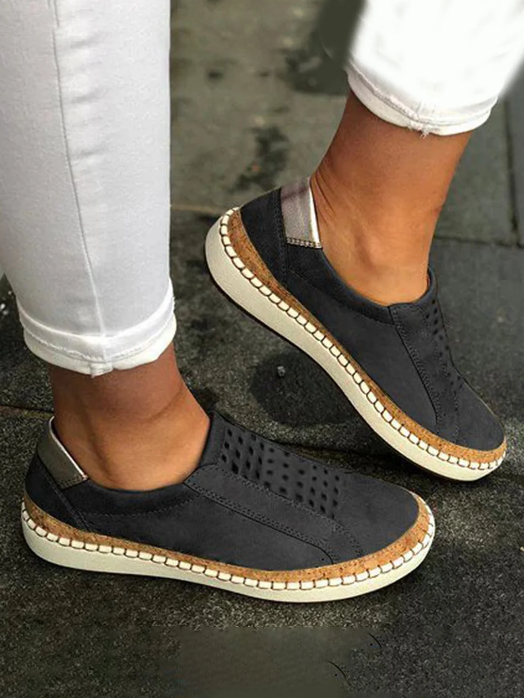 Hollow-Out Round Toe Casual Women Sneakers | EGEMISS