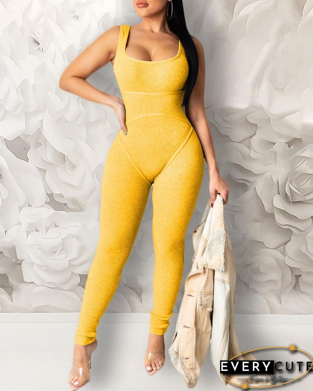 Solid U-neck Thick Strap Jumpsuit