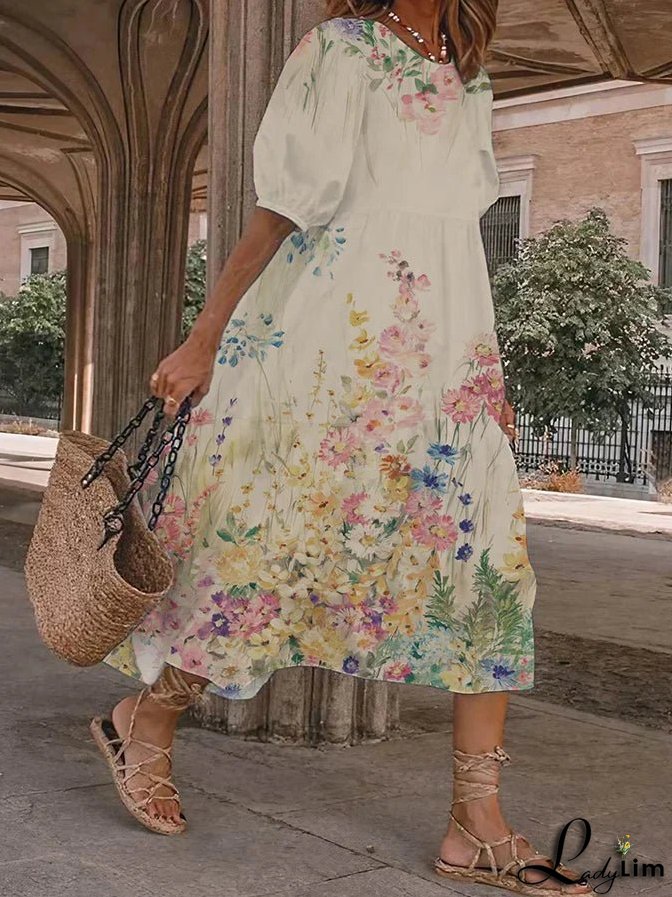 Fashionable and Minimalist Dress