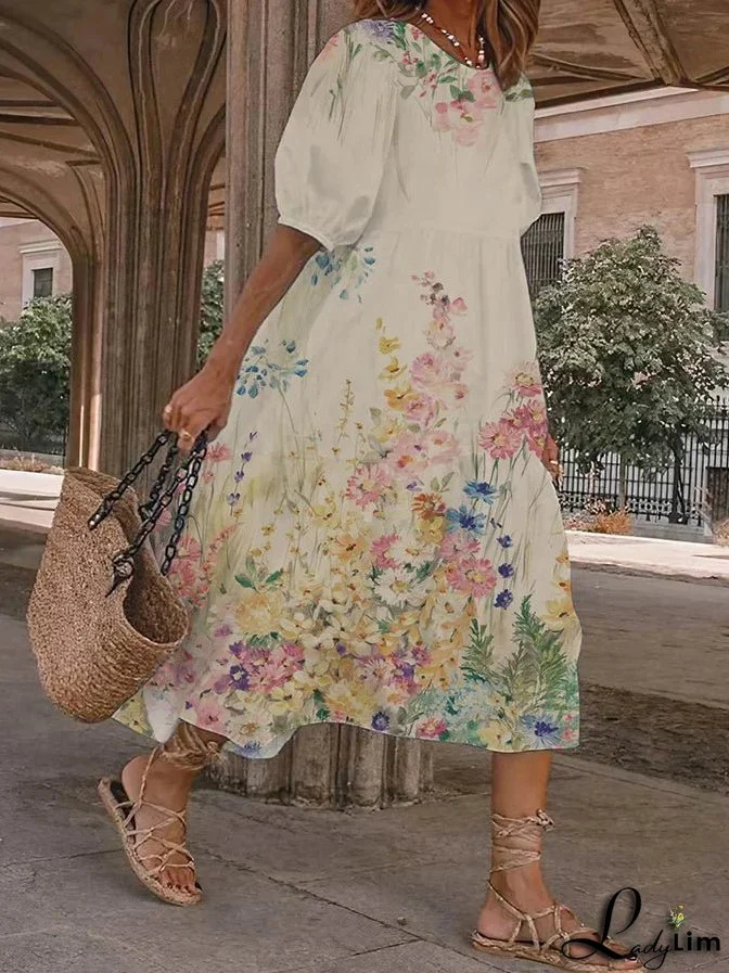 Fashionable and Minimalist Dress