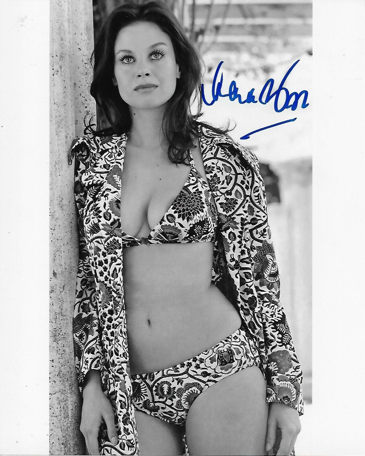 Lana Woods Original Autographed Photo Poster painting 8X10 Photo Poster painting #57