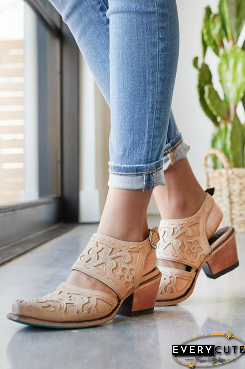 Etching Cut Out Chunky Heels Ankle Mule Boots